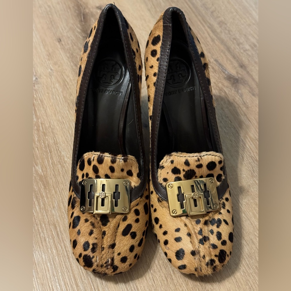 Tory Burch animal print leather heels size 8
